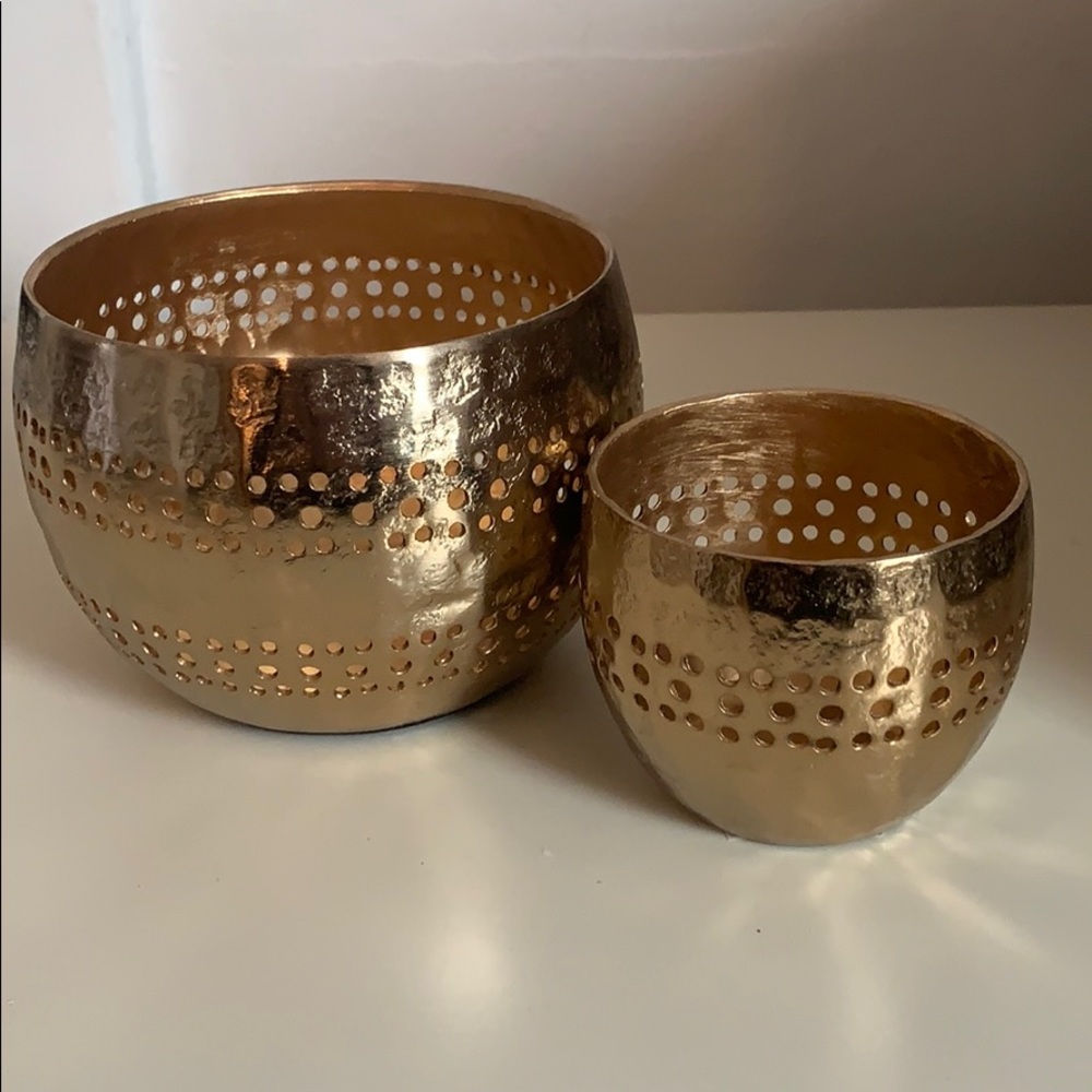 Set of two Gold candle holders